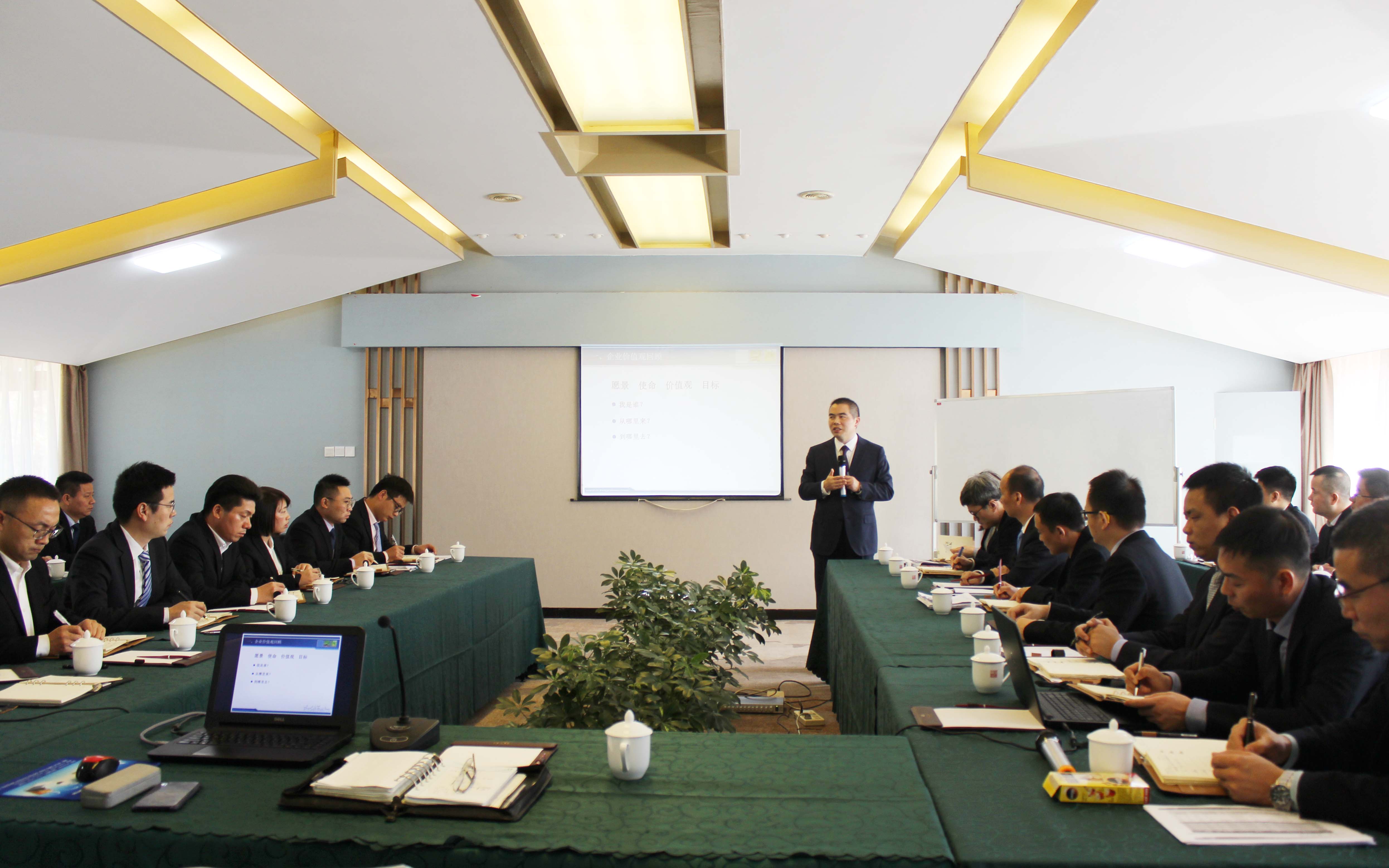 企業內部要避免裙帶關系帶來的負面影響
